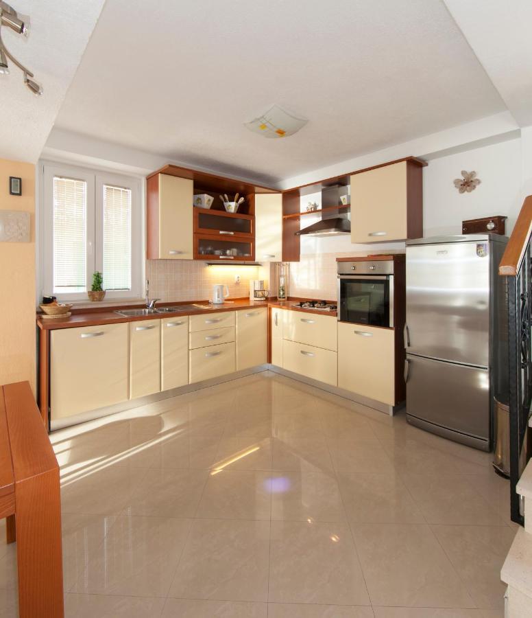 Villa Intrada Брела Экстерьер фото